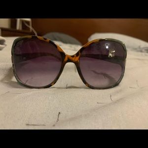 Steve Madden sunglasses